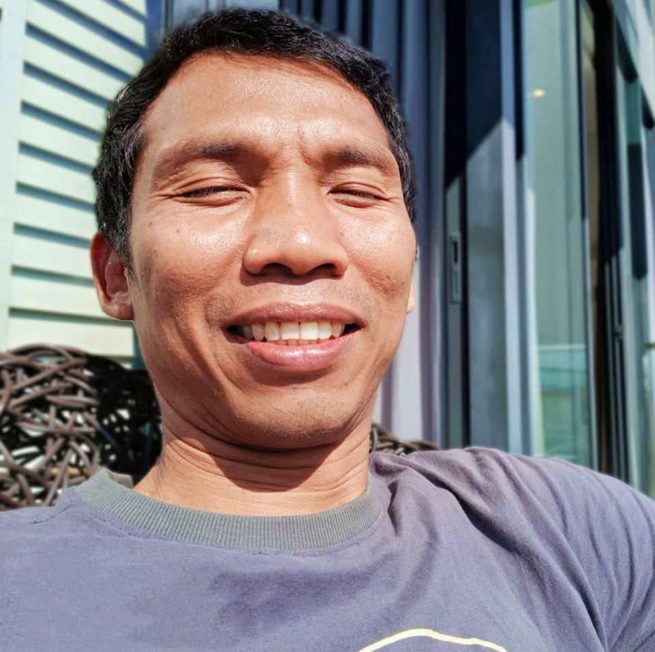 นราธิป แก่นไทยสงค์